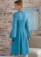 Schnittmuster märchenhafter Damenmantel mit Samtkragen und Kleid Butterick 6868 Gr. 34-50